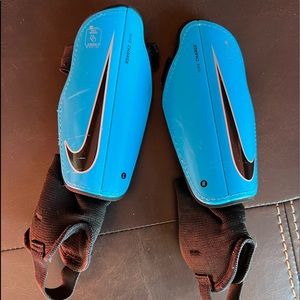 Nike shin guards